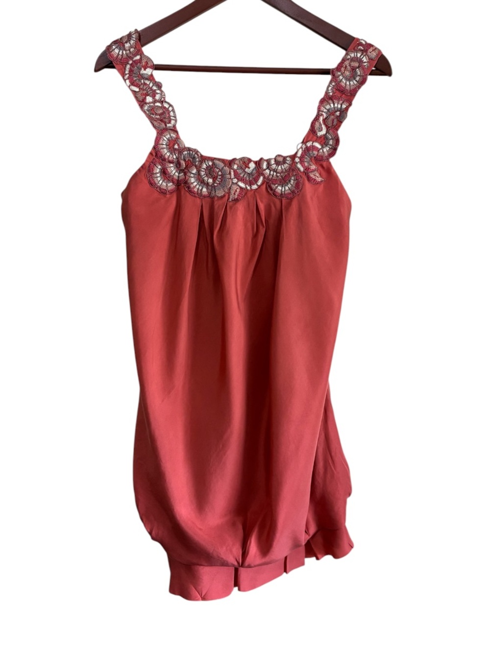 BCBGMaxAzria Coral 100% Silk Embroidered Bubble Dress Size 2